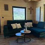 Holiday home Akacjowe Zacisze