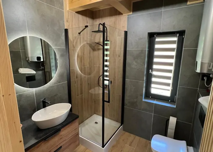 Akacjowe Zacisze 度假居 *